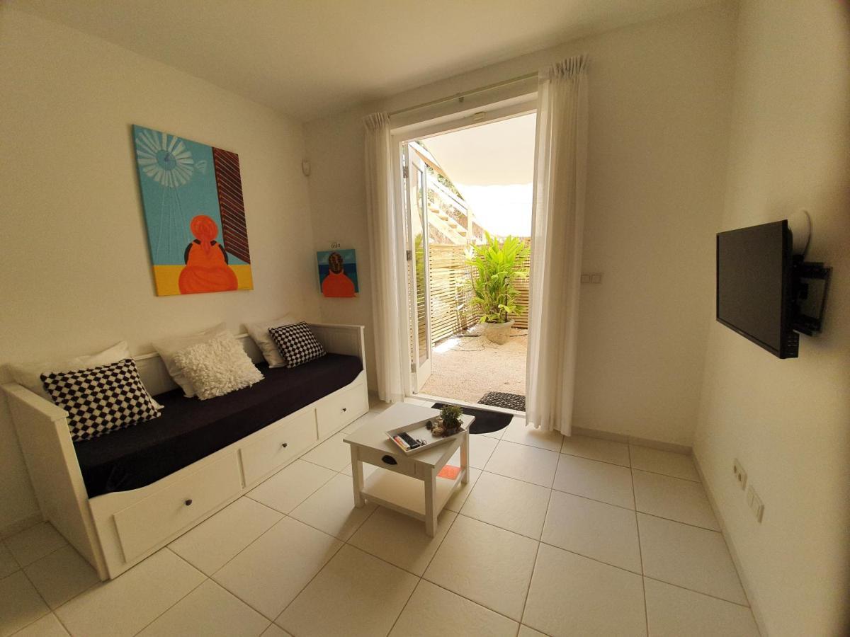 A2 Apartment Budget At Jan Thiel Curacao 외부 사진